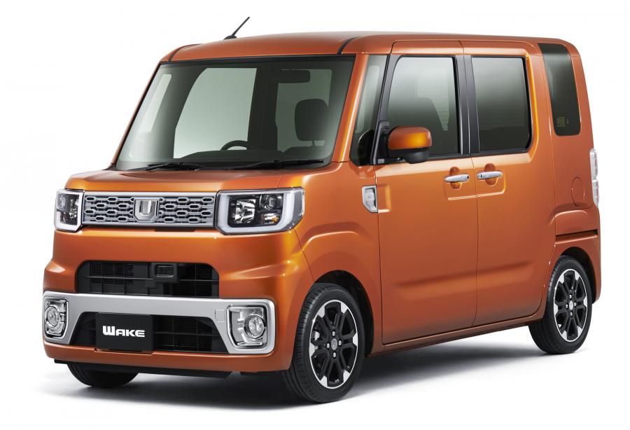  Daihatsu Wake 2014 года  (фото 2 из 12)